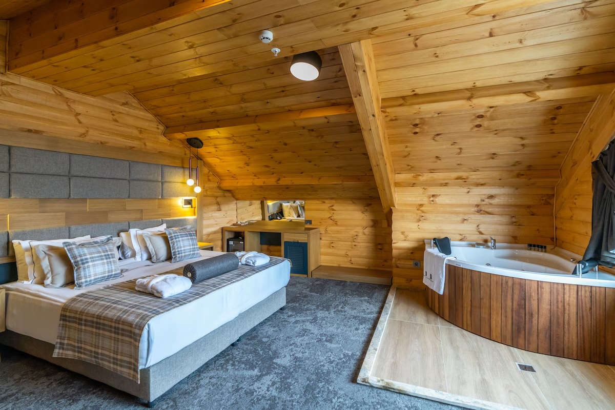 Sarpino Mountain Otel Deluxe Suit Oda